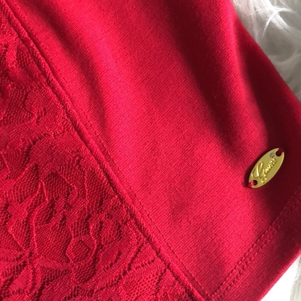 Guess cropped red top - Picture 2 of 5
